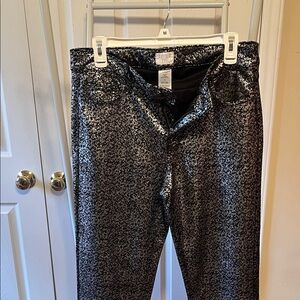 Time and Tru Black and Silver Patterned Pants